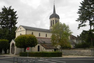 Église St Pierre de Bois le Roi