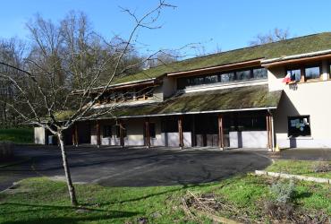 Façade école des Viarons