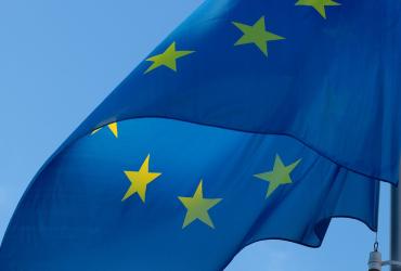Drapeau européen flottant dans l&#039;air